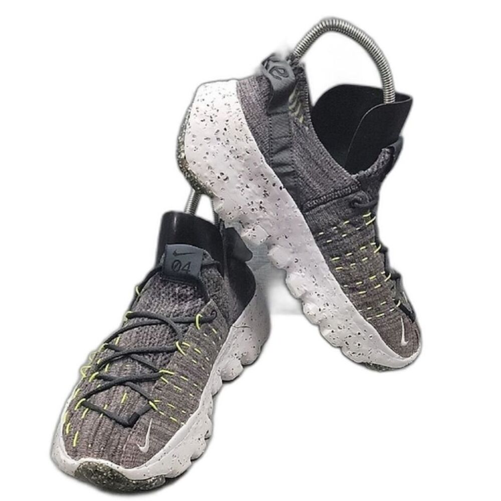 Nike Mens 10 Space Hippie 04 CZ6398-010 Dark Gray / Black Volt GS Sneakers